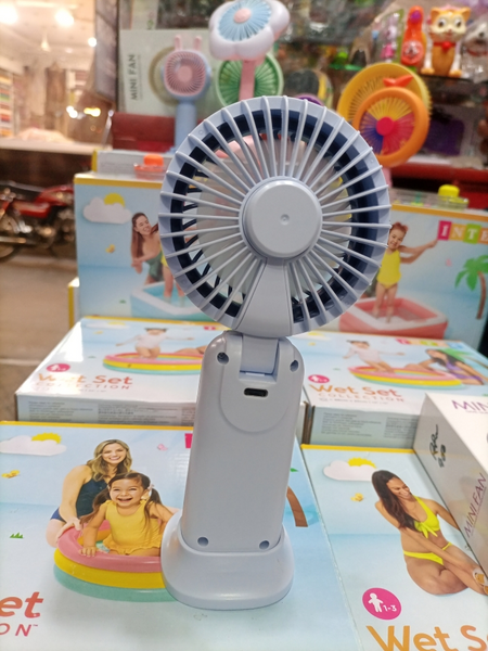 Mini portable fan