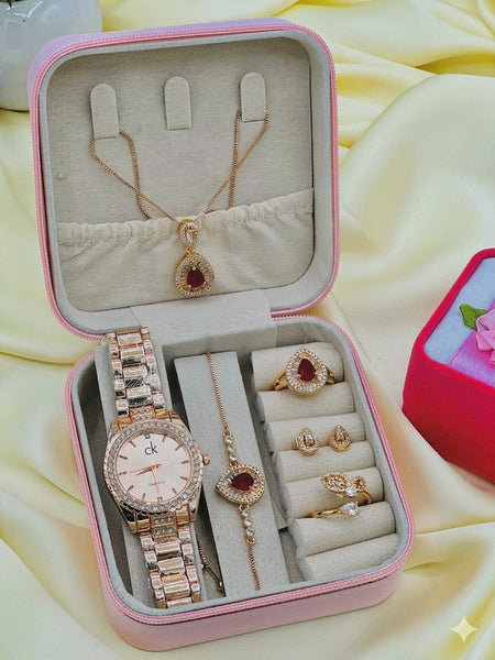 Beautiful gift box in jewellery and fancy watch with mini jewellery organiser box