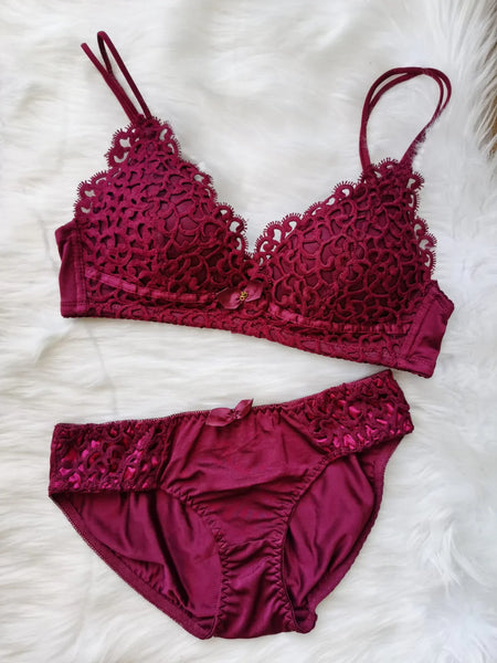 Shopping Wears Bridal Bra Set