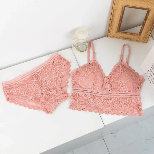 (30-36) ShoppingWears Brallete and Panty Set Free Size